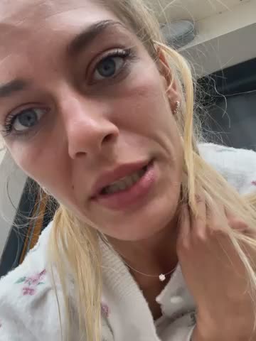 Bellalolahot Webcam Chat October 17, 2026