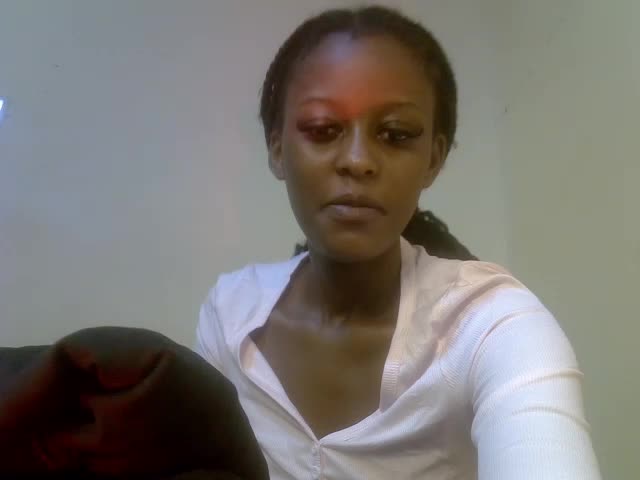 petitegurll2 Webcam Chat October 17, 2026