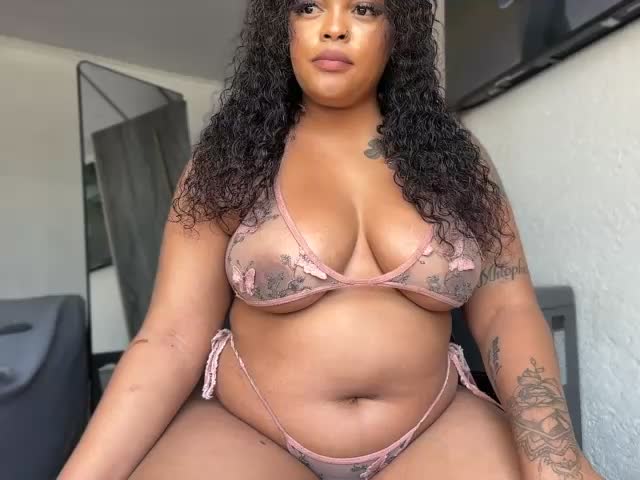 Iam-Sharifa Webcam Chat October 18, 2026