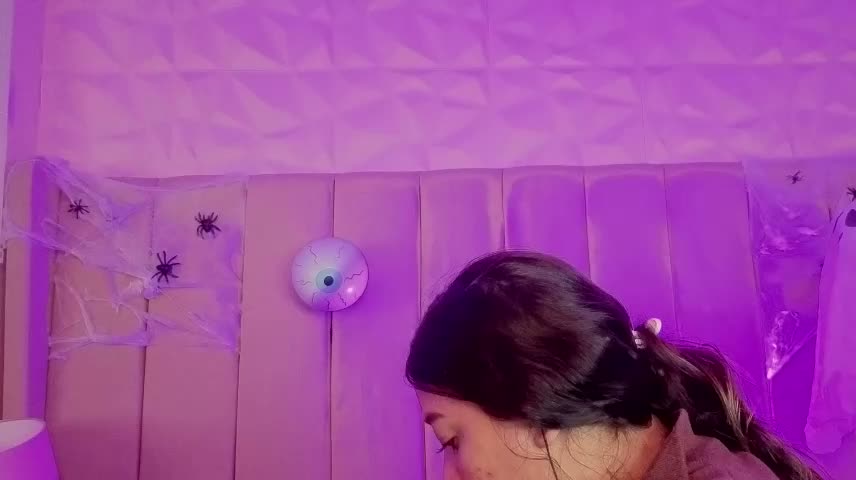 MollyBigBoobs12 Webcam Chat October 18, 2026