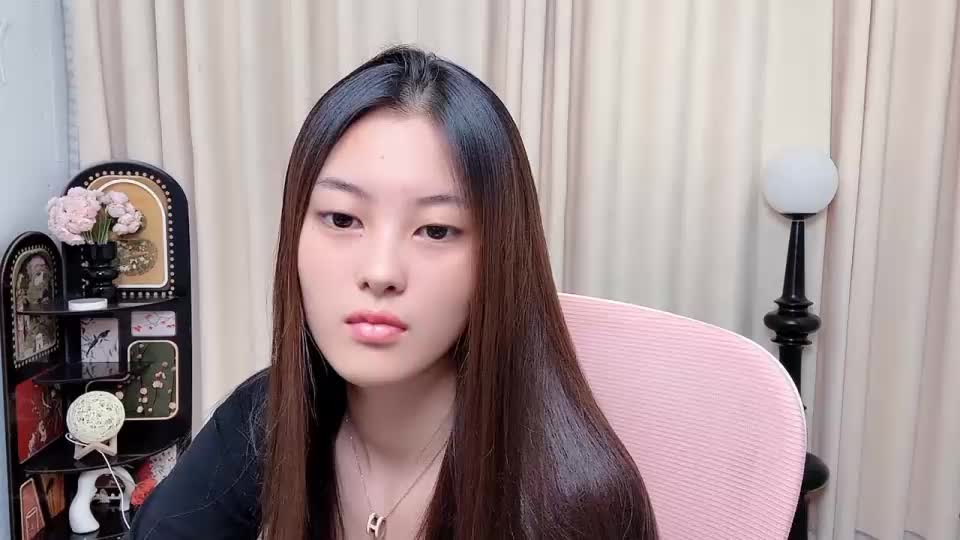 JiaYi0911 Webcam Chat October 18, 2026