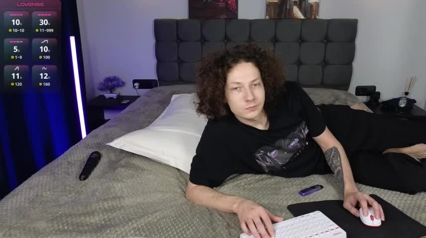 FreyaLoups Webcam Chat October 18, 2026