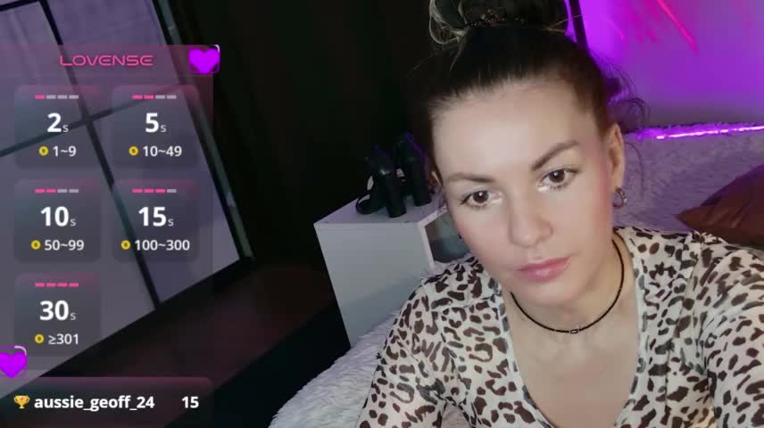 AmelinaCrystal Webcam Chat October 18, 2026