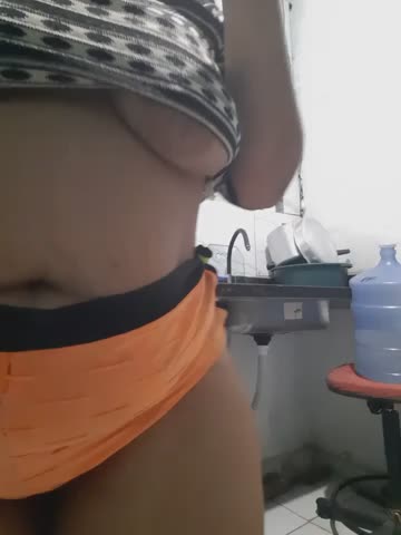 bruninhasurfi Webcam Chat October 18, 2026
