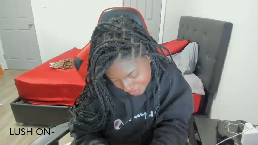 demi_xoxo Webcam Chat October 18, 2026