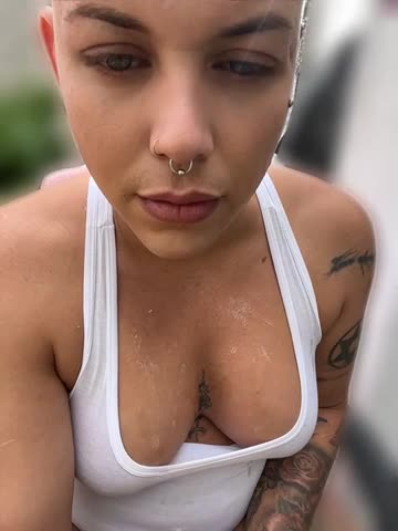 alicetgirlbr Webcam Chat October 18, 2026