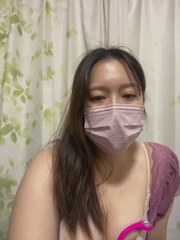 mami_ch Webcam Chat October 18, 2026