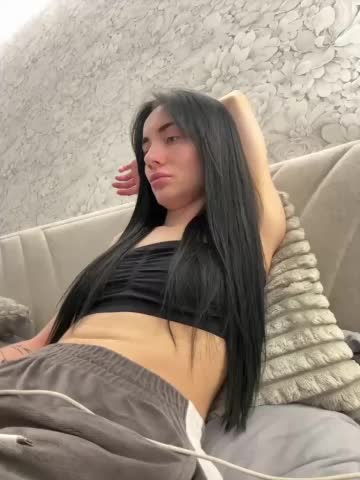 milenas1215 Webcam Chat October 18, 2026