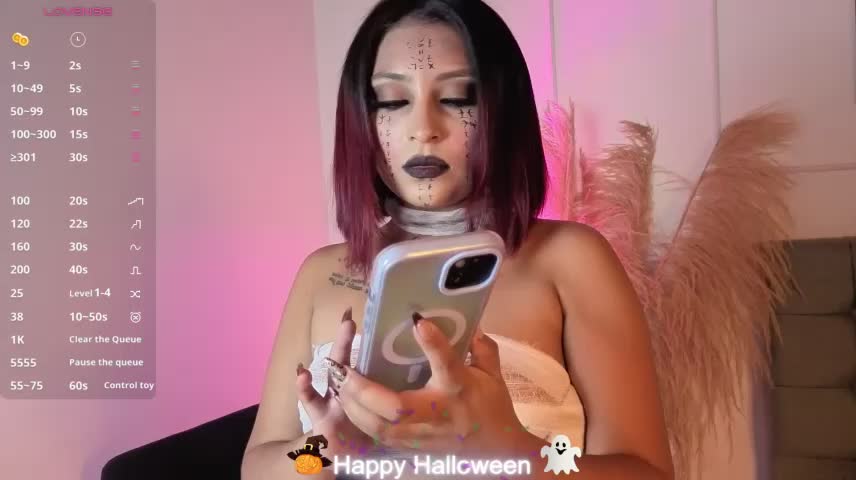 naiah_cruzz Webcam Chat October 18, 2026
