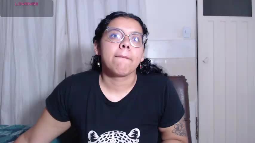 agata_22 Webcam Chat October 18, 2026