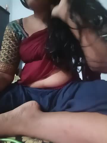 tamilhot-honeybee Webcam Chat October 18, 2026