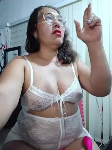 anniecoopeer Webcam Chat October 18, 2026