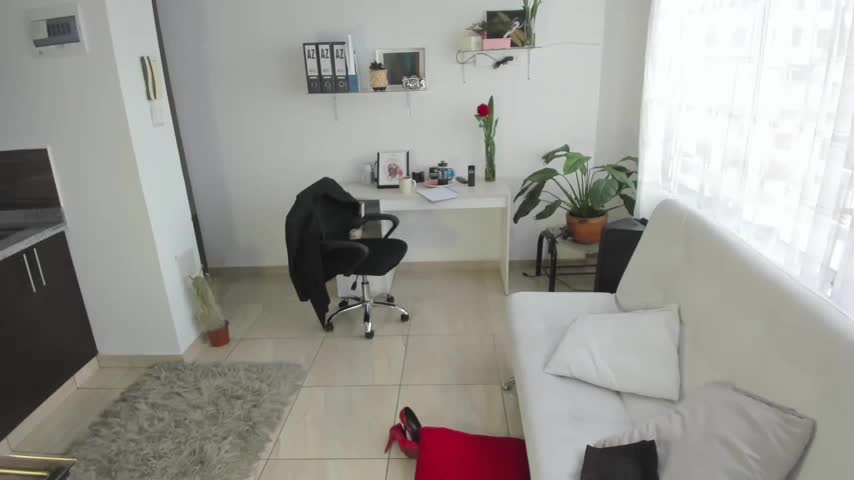 miss_secretary Webcam Chat October 18, 2026