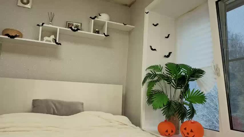 ViktoriaSekret Webcam Chat October 18, 2026