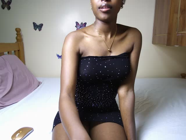 petite_babbey Webcam Chat October 18, 2026