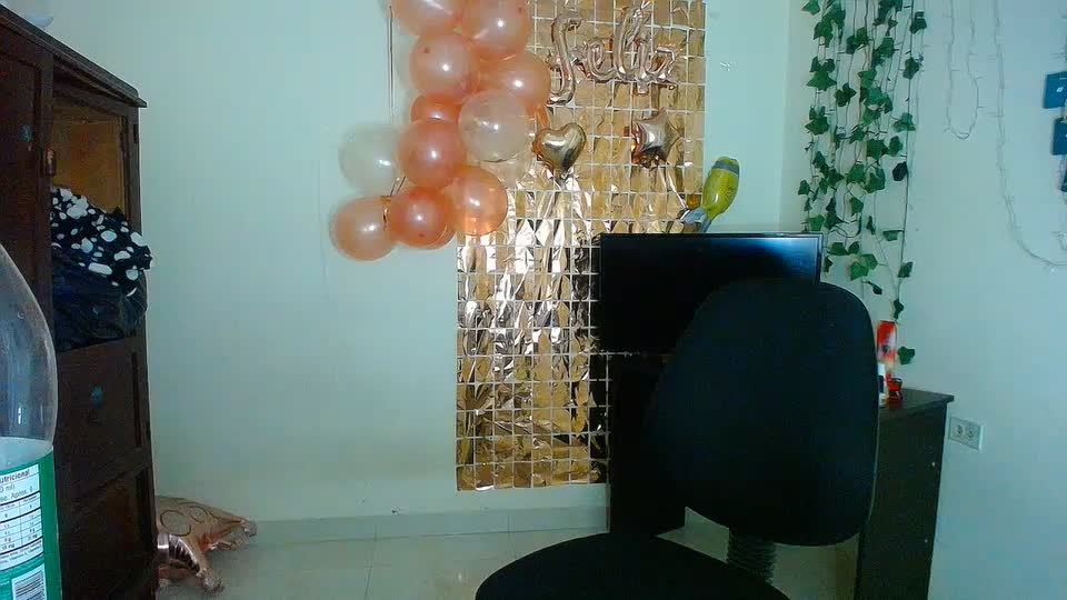 AmaraRoberts420 Webcam Chat October 18, 2026