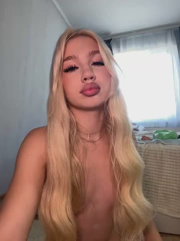 Kiss-Aurora- Webcam Chat October 18, 2026