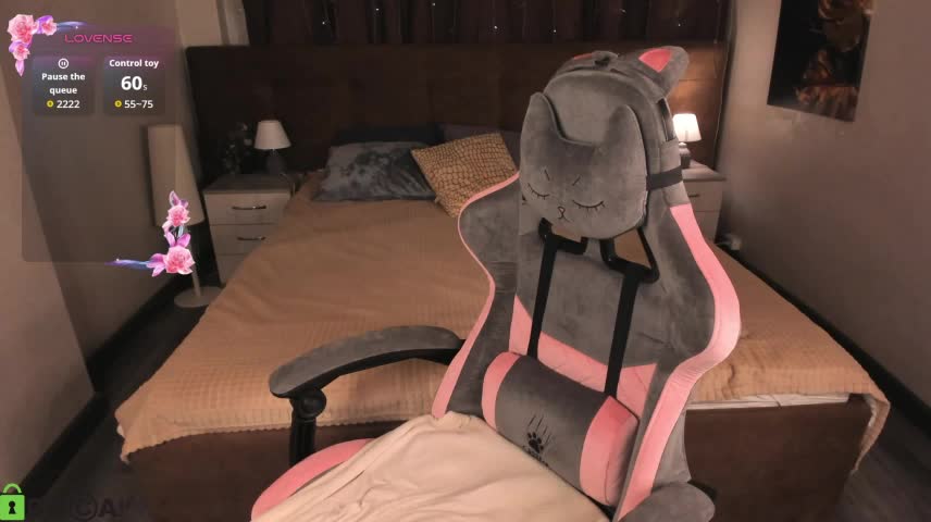 Betty_Andrews Webcam Chat October 18, 2026