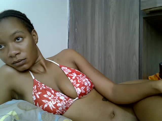 Sexycarinah_ Webcam Chat October 18, 2026
