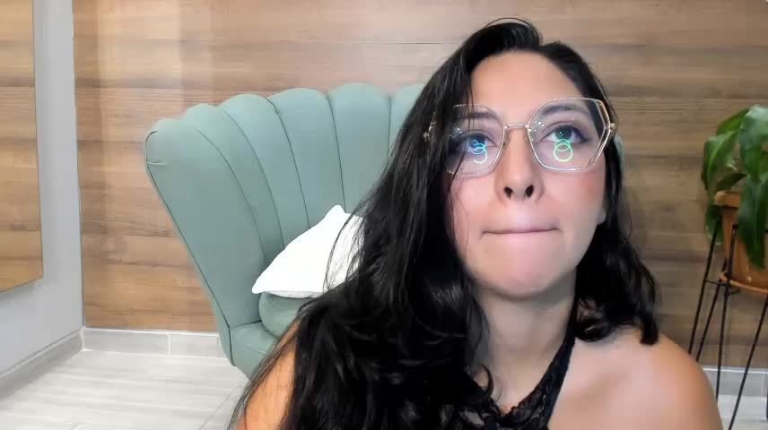 Victoria_Lusty Webcam Chat October 18, 2026