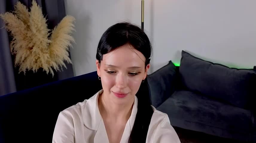 ivy_west Webcam Chat October 18, 2026