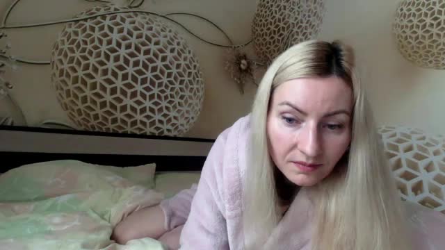 Yourrealgirl Webcam Star October 18, 2026