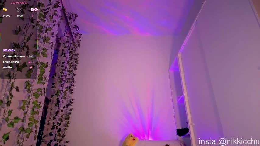 nikkichu Webcam Chat October 18, 2026