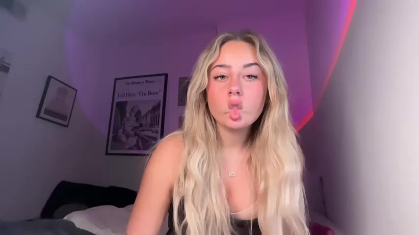 skylarraeee Webcam Chat October 18, 2026