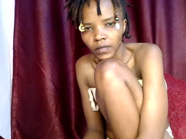 Naughtysuzzi_ Webcam Chat October 18, 2026