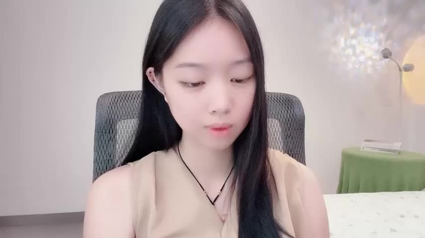 Yoyo33355 Webcam Chat October 18, 2026