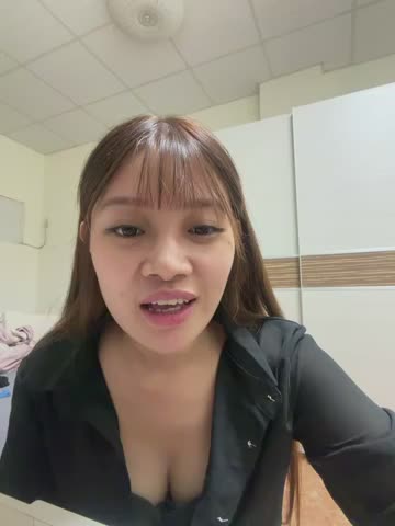 tw_vv Webcam Chat October 18, 2026
