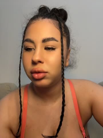 DaianaKimberly Webcam Chat October 18, 2026