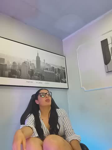 Melani_Roux Webcam Chat October 18, 2026