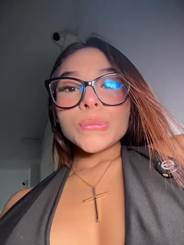 amira_cute2 Webcam Chat October 19, 2026