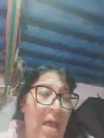 clarita_01 Webcam Chat October 19, 2026