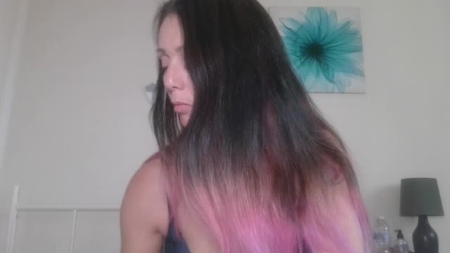 LouiseLovell Webcam Chat October 19, 2026