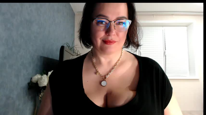 Nora_Star Webcam Chat October 19, 2026