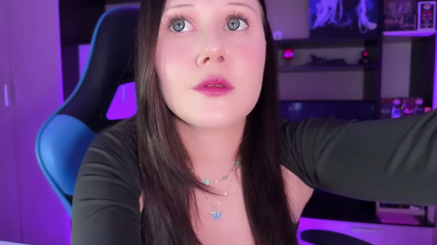 jasminevine Webcam Star October 19, 2026