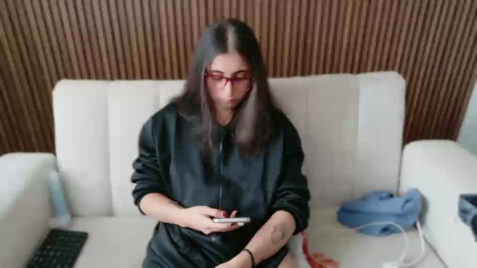 feeleena_mysoul Webcam Chat October 19, 2026