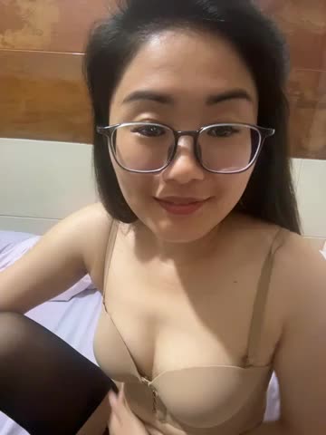 yannie5188 Webcam Chat October 19, 2026