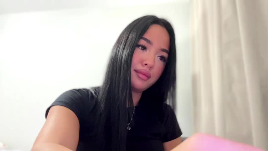 JanaeLariccia Webcam Chat October 19, 2026