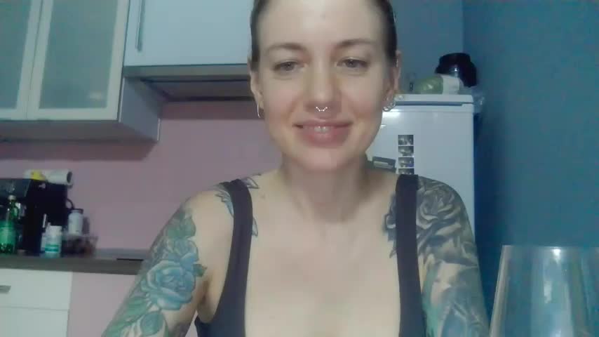 Alveriai Webcam Chat October 19, 2026