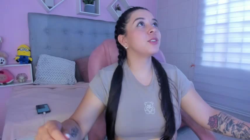 isabella_max7 Webcam Chat October 19, 2026