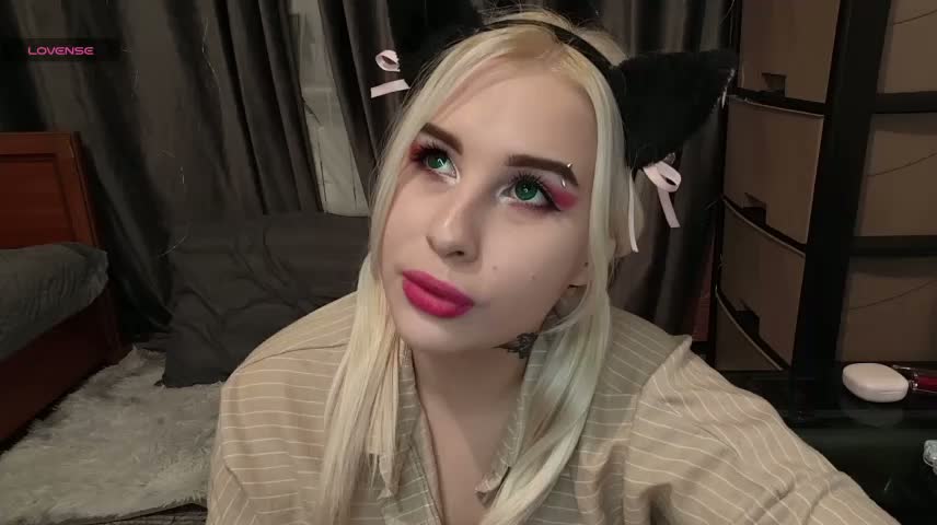 PageMcratt Webcam Chat October 19, 2026
