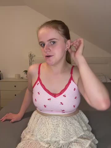 daddysgirly003 Webcam Chat October 19, 2026