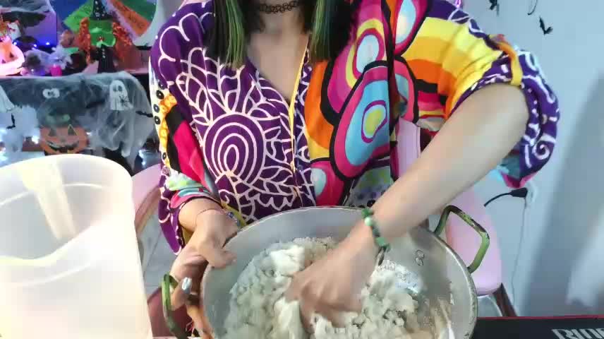 Maron_baez_18 Webcam Chat October 19, 2026