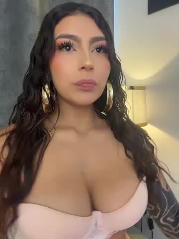 CHERRYY_BOMB_ Webcam Chat October 19, 2026