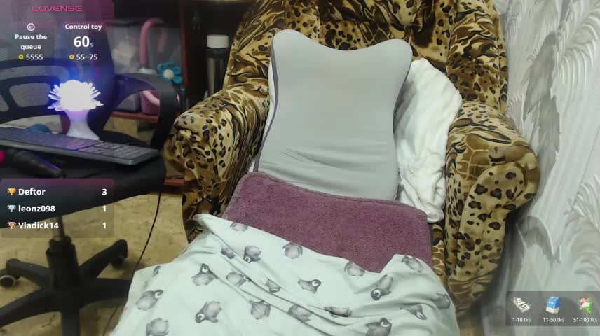 CamDiva113 Webcam Chat October 19, 2026