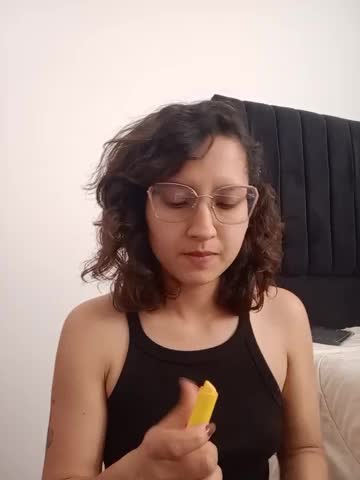 JustVeroo_ Webcam Chat October 19, 2026