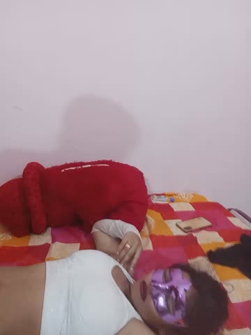 Sophiya67 Webcam Star October 19, 2026